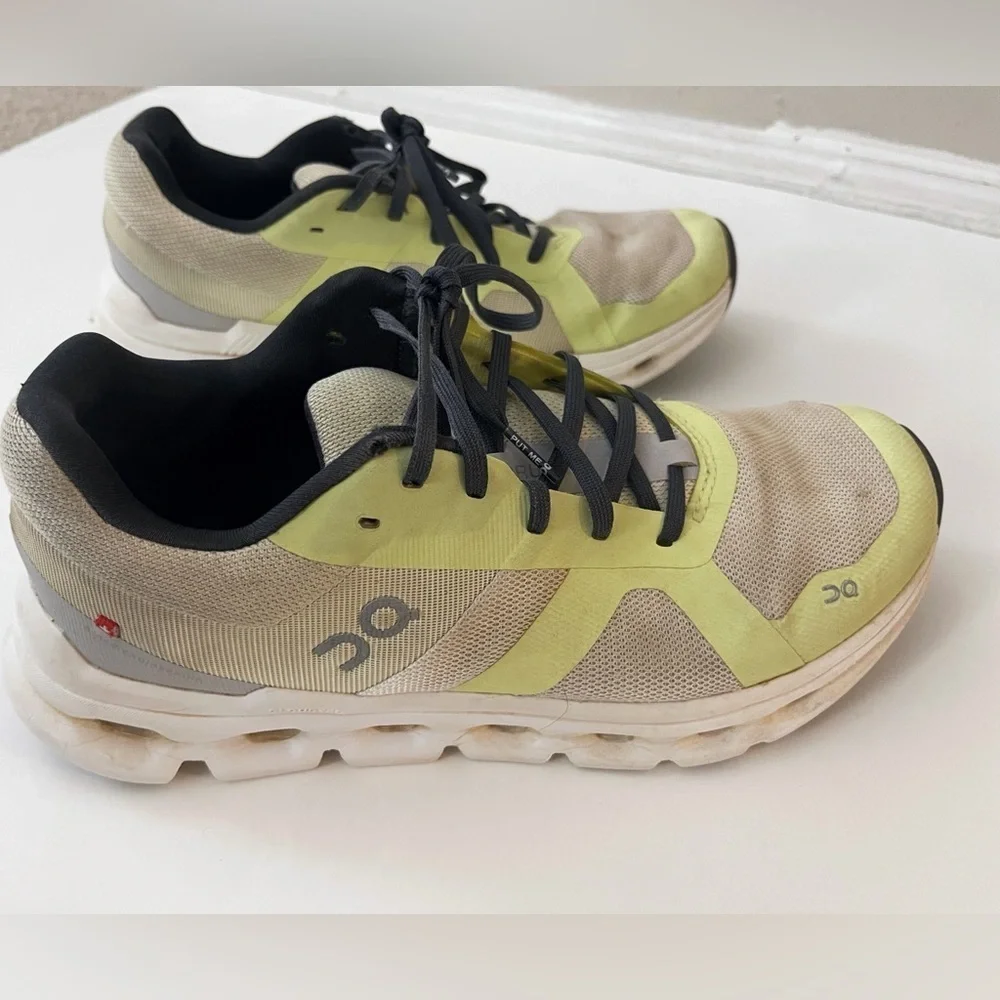 On Running Cloudrunners Sneakers Running Jogging Casual